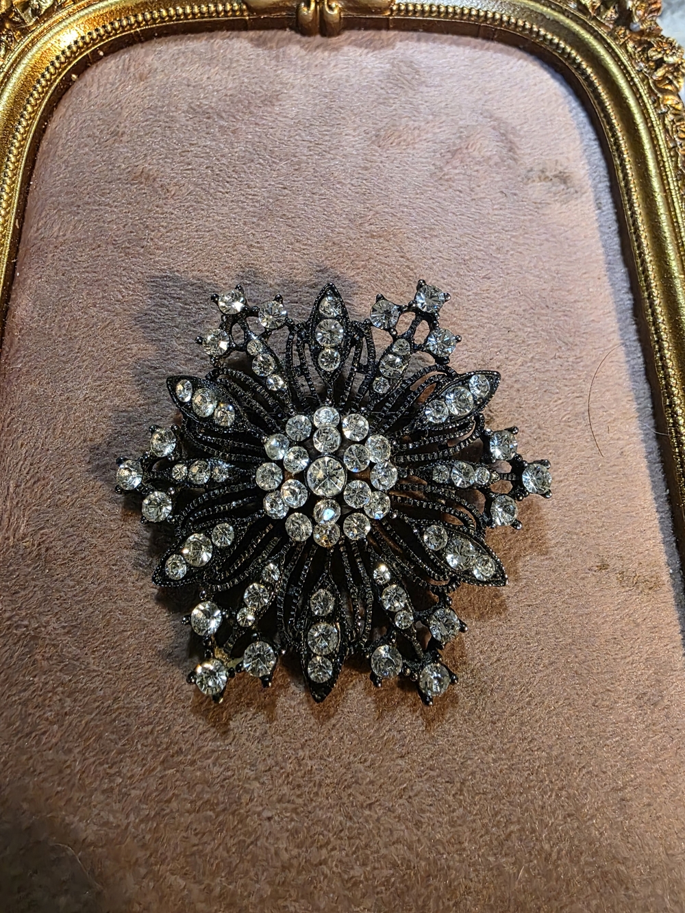 Vintage Black Japanned Clear Rhinestone Starburst Brooch Pendant